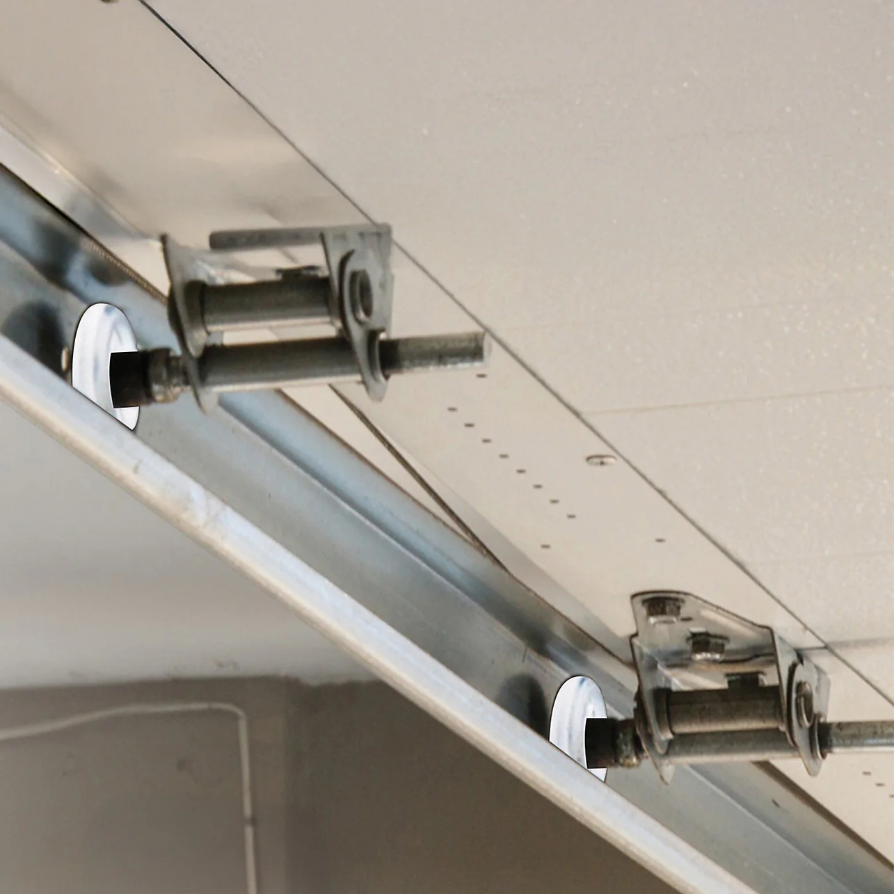 Garage door repair process