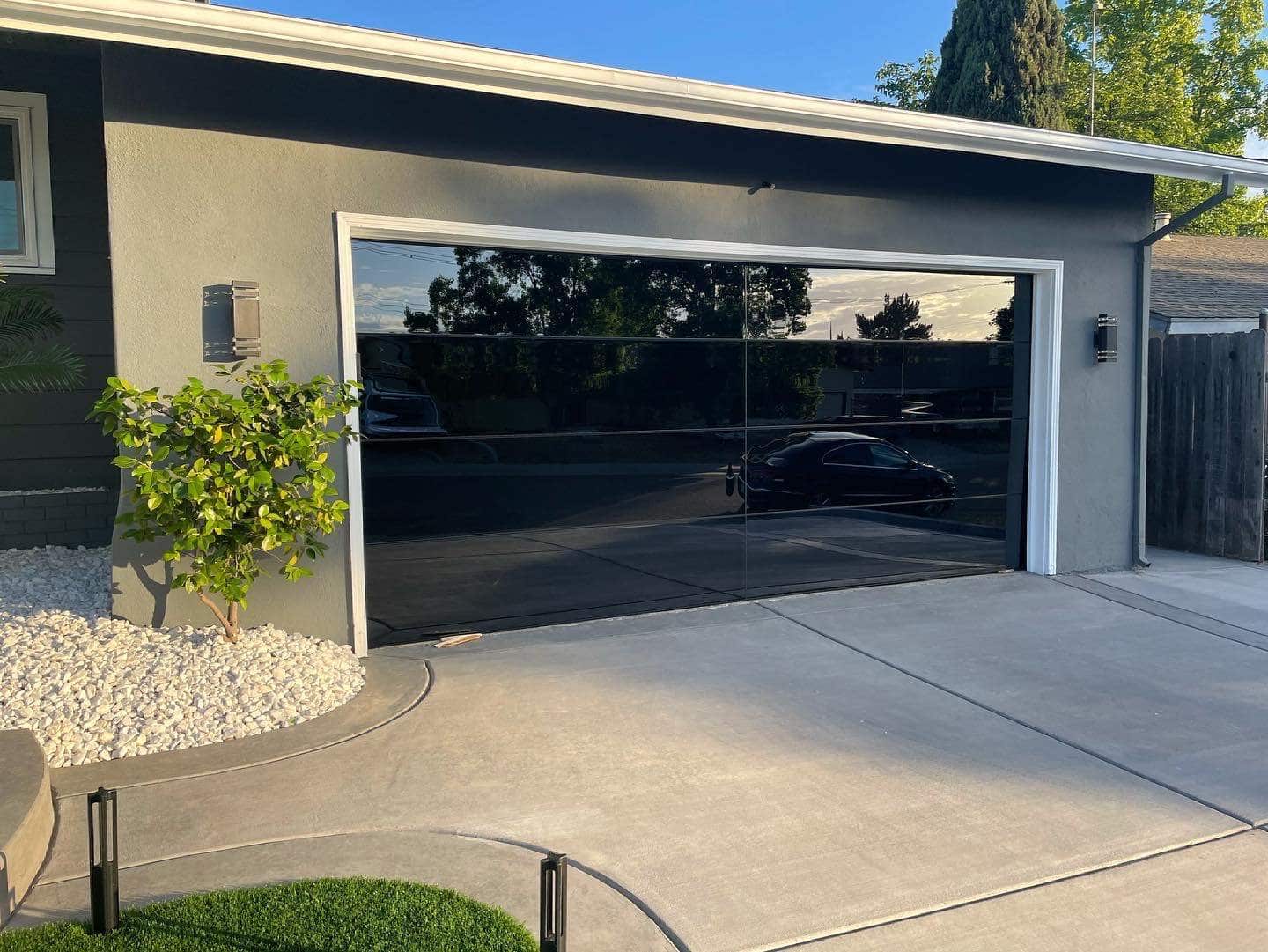 New garage door installation process
