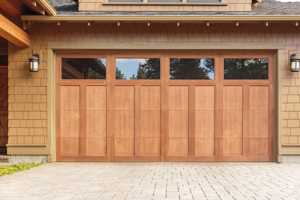 Award-winning Maxim Wood Garage Doors Installation in Dallas